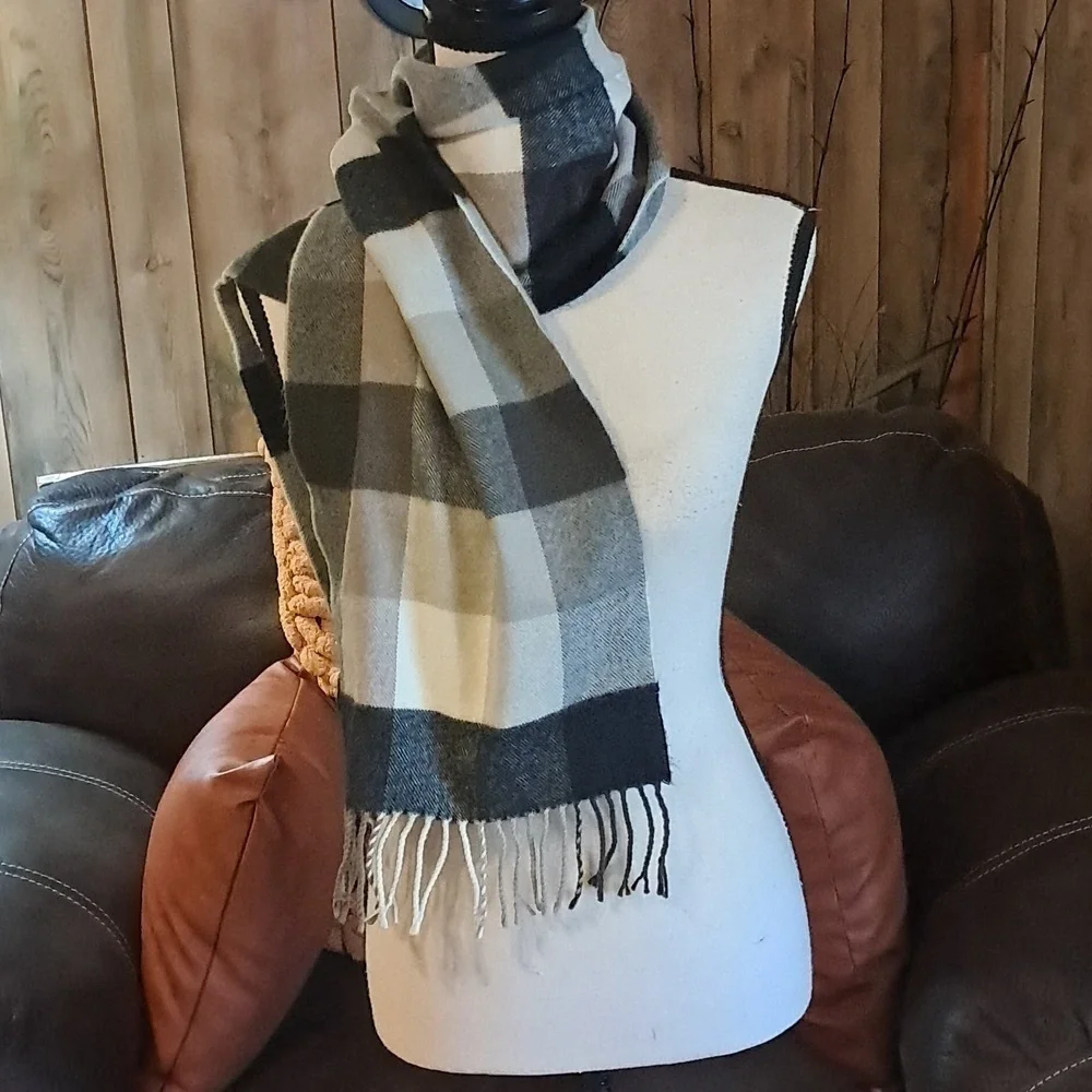 Made In Scotland cashmere scarf
